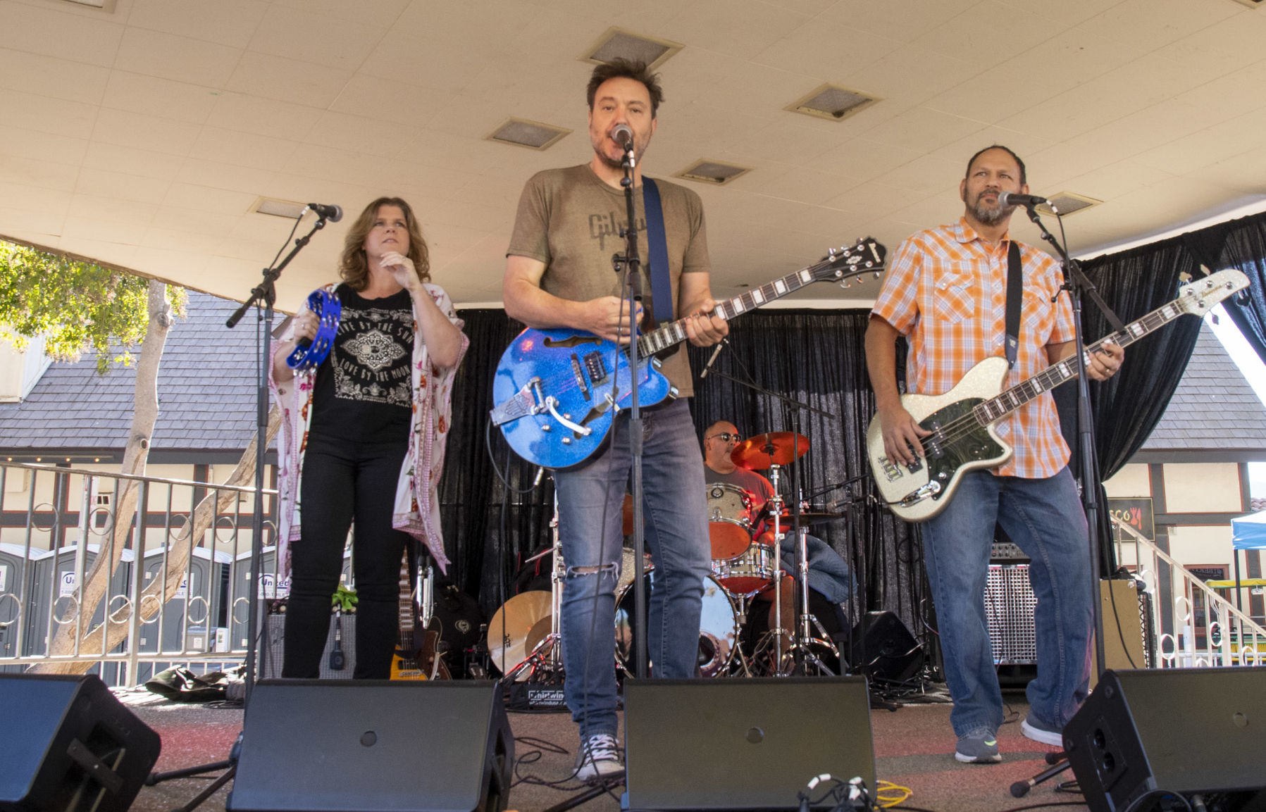 111619 Solvang Fall Festival 12.jpg